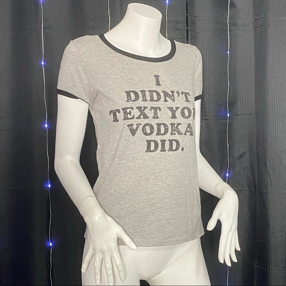 Graphic T-Shirt - Picture 1 of 3